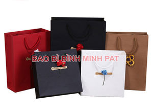 Logo imprimé personnalisé, sacs cadeaux en papier de Shopping de luxe, emballage avec poignée en ruban - Product Image 6