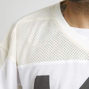 T-shirt en maille tricoté pour homme, coupe ajustée, personnalisable pour équipe de football américain, par le fabricant - Product Image 3