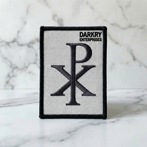 Écusson thermocollant personnalisé brodé en croix de roses, broderie machine, badge uniforme tactique, emblème chrétien religieux floral gothique - Product Image 2