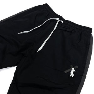 Conjunto Deportivo Personalizado de Invierno para Tallas Grandes, Chaqueta y Pantalones Impermeables y Resistentes al Viento con Logotipo Bordado - Product Image 3
