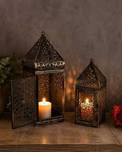 Lanterne à vent en métal arabe vintage – Porte-bougie décoratif oriental – Décoration d'intérieur et cadeau bohème - Product Image 1