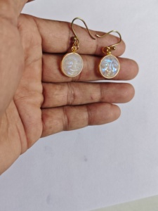 Pendientes Colgantes de Plata de Ley 925 con Piedra Lunar Arcoíris Tallada a Mano, Suministros de Joyería al por Mayor - Product Image 2