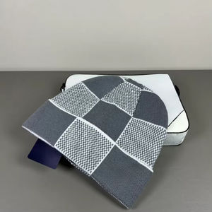 Gorros de Punto Personalizados de Invierno Unisex, Gorros de Pescador de Diseño para Mujer y Hombre con Visera, Gorros con Logotipo Bordado - Product Image 5