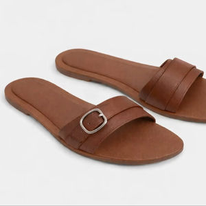 รองเท้าส้นเตี้ยผู้หญิงแบบสั่งทำพิเศษ - Product Image 1