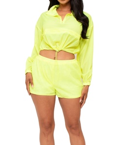 Haute qualité personnalisé deux pièces coupe-vent court ensemble fermeture éclair Nylon Streetwear coupe-vent court ensemble pour femmes vêtements de rue 2026 - Product Image 1