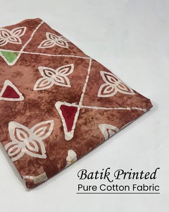 Tela 100% algodón con estampado tradicional. Compre a precio de ganga. Ideal para minivestidos, trajes de mujer, kurta, blusas de algodón. - Product Image 5