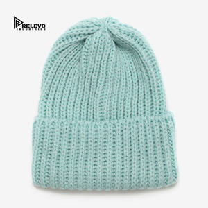 Gorros de Invierno de Punto Acanalado de Lujo, Gorros de Acrílico Suave de Primera Calidad, Gorros de Alta Gama al por Mayor, Sombreros de Calidad Boutique B2B - Product Image 4