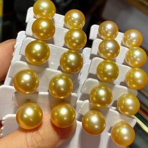 ต่างหูสไตล์บุชิราติ ชุบทอง 18K สีควีน ประดับด้วยลูกปัดทองธรรมชาติขนาด 12-11 มม. งานฝีมือแบบฝรอสต์ นำเข้าจากอิตาลี - Product Image 1