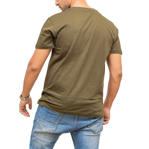 Camisetas de uso diario para hombre, hechas con una mezcla de algodón suave y transpirable, de corte relajado, ideales para el gimnasio, conjuntos de verano y comodidad informal. - Product Image 2
