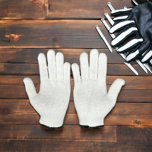 Gants de sécurité blancs les plus choisis pour les mains Usage général Flexible 21-24cm 10 paires Polybag 10 jauges Tâches de construction Origine du Vietnam - Product Image 2