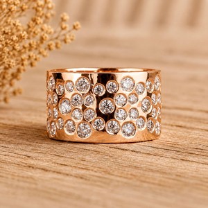 Bague Cigare Unisexe en Or Massif 10K 14K 18K avec Diamant de Laboratoire Rond Certifié IGI Couleur DEF Pureté VS VVS, Sertie en Bezel, pour Mariage - Product Image 3