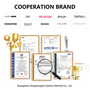 เสื้อยืดคอกลมแขนสั้นทรงโอเวอร์ไซส์ผ้าเจอร์ซีย์พิมพ์ลายตัวอักษรผ้าฝ้ายสำหรับผู้หญิง - Product Image 6