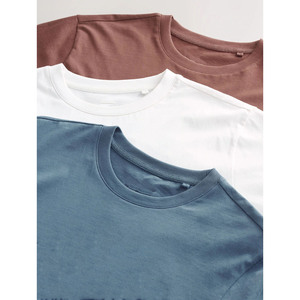 Camiseta de cuello redondo para hombre, manga corta, tejida, lisa, informal, para uso diario, con logo personalizado, proveedor mayorista de Pakistán y China, personalizable. - Product Image 5