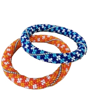 Bordado de cuentas multicolor de moda para pulsera Diseño de lujo elegante Combinación perfecta para su aspecto clásico moderno Nueva moda - Product Image 2
