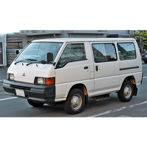 Moteur puissant, haute capacité de charge, Mitsubishi L300 d'occasion pour utilisation en transport commercial - Product Image 1