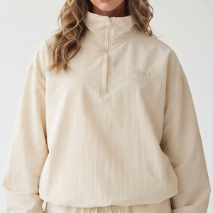 Ensemble de survêtement coupe-vent en nylon et polyester pour hommes et femmes, idéal pour le camping et la randonnée en extérieur - Product Image 3