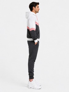 Chándal para hombre hecho con tela elástica transpirable que proporciona comodidad duradera para deportes, fitness y uso casual. - Product Image 6