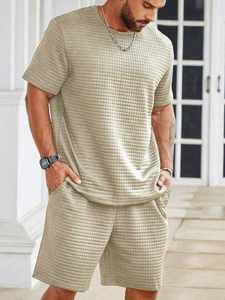 Ensemble 2 pièces pour homme, mode été, t-shirt décontracté à col rond respirant et short, couleur unie, tissage tricoté pour le sport et les loisirs - Product Image 4