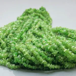 Perles de pierres précieuses irrégulières en grenat tsavorite naturel vert 3-5mm, qualité AA, pour la fabrication de bijoux, vente en gros, Chakralume Rajasthan - Product Image 5