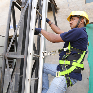 Cinturón de Seguridad Delta Plus H200033 con Anillo en D de Acero Inoxidable, Capacidad de 140 kg, Longitud Ajustable - Product Image 2