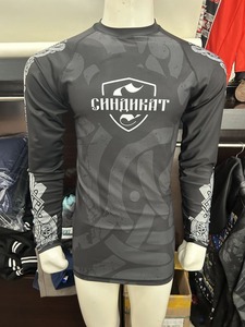 เสื้อรัดรูป URF 50 คุณภาพสูงแบบสั่งทำพิเศษ สำหรับผู้หญิงและผู้ชาย แขนยาว พิมพ์ลายด้วยความร้อน โลโก้ด้านหน้า BJJ น้ำหนัก 140 กรัม ผ้าสเตรช ระบายอากาศได้ดี เหมาะสำหรับชกมวย - Product Image 5