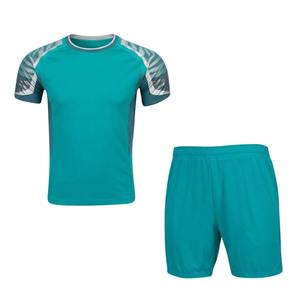 Uniforme Deportivo Transpirable para Voleibol, Camiseta Verde Sublimada con Mangas Estampadas y Pantalones Cortos a Juego - Product Image 2