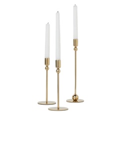 เชิงเทียนโลหะทรงรีสีทองสำหรับโฮมออฟฟิศ - Product Image 1