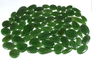 Fournisseur de pierres précieuses en vrac de haute qualité, cabochons en jade néphrite naturel, pierres facettées, cristaux de guérison, vente en gros - Product Image 5