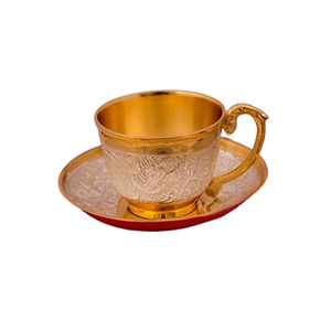 Taza y platillo de té de color dorado de latón de diseño ventajoso con restaurante de calidad de lujo que sirve té y platillo - Product Image 6