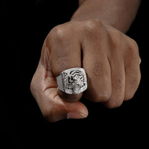 Anillo de Diamantes de Oro Blanco para Hombre, Estilo Hip Hop, Diseño de Cabeza de Tigre, Diamantes Naturales de Color G, Uso Diario - Product Image 1