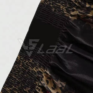 Pantalones Cortos de Muay Thai de Alta Calidad para Entrenamiento y Competencia, Ideales para Combate Profesional y Sesiones de Práctica - Product Image 3