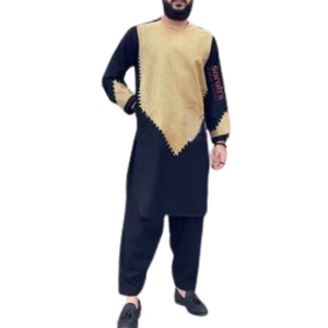 Vestidos afganos de hombre en color granate profundo de lujo, con bordados elaborados al estilo Zari dorado en el escote y las mangas. - Product Image 5