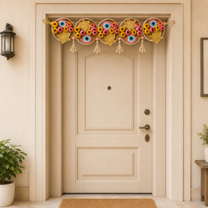 Toran de porte artisanal Bandhanwar en jute et perles, motif œil porte-bonheur floral, pour la décoration festive de l'entrée de la maison - Product Image 3