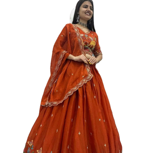 Оптовая цена от поставщика: Дизайнерский искусственный мех экстремально высокого качества в стиле Болливуда с разноцветной вышивкой и узорами для вечеринок - Product Image 1