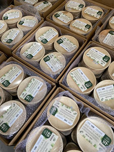 BEST SELLER Assiettes en feuilles de palmier durables |   Vaisselle jetable résistante à l'eau pour la nourriture vietnamienne authentique - Product Image 5