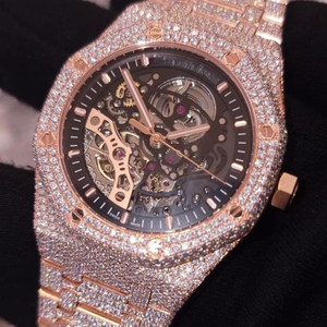 Montre-bracelet de luxe ronde pour homme, de haute qualité, style Hip Hop Bling, entièrement sertie de diamants de laboratoire, en argent et or, à mouvement quartz - Product Image 1