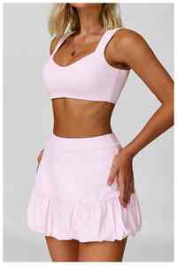 Uniforme de Tenis para Mujer Peak Agility: Falda y Top Transpirables, Ligeros, Flexibles, Elegantes, Resistentes, Modernos, Suaves y Cómodos, Listos para el Movimiento - Product Image 4