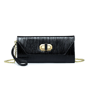 Pochette élégante en cuir verni noir avec motif alligator et chaîne dorée pour les soirées - Product Image 2