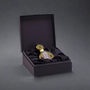 Boîte à parfum rigide écologique recyclée avec laminage mat personnalisé, fermeture magnétique et taille adaptable - Product Image 2