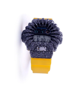 Reloj Digital de Lujo con Correa de Silicona Amarilla y Bisel con Piedras Preciosas Negras, Esfera de 38 mm, Unisex - Product Image 2