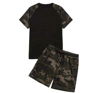 Conjunto de Pantalones Cortos de Camuflaje para Hombre, Camiseta de Cuello Redondo con Cordón Ajustable en la Cintura Elástica, Ropa Casual Ligera de Verano, Conjunto de Dos Piezas Unisex - Product Image 1
