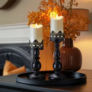 Porte-bougie en métal au design élégant et finition brillante, porte-bougie décoratif hautement esthétique, fait main, pour décoration intérieure - Product Image 1