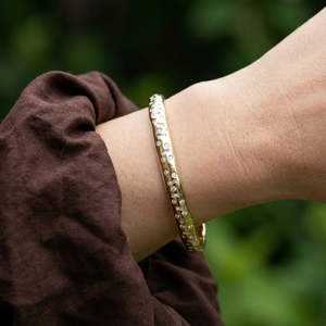 Yellow Gold Diamond Bangle Bracelet Round Brilliant Cut Natural Stones Classic Style Women's Everyday Wear Jewelry - Product Image 2