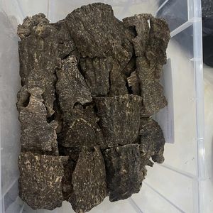 Sandalwood Incense Chips Natural Agarwood Resin Rich High Oil Content <b>Aromatic</b> Wood Medium Grade All Season Use - Product Image 3