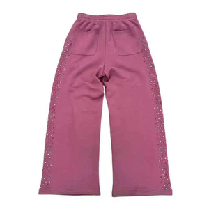 Pantalones de chándal premium para hombre, holgados, de poliéster, con logo personalizado, rayas y diseño apilado, de pierna ancha y corte acampanado - Product Image 4