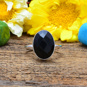 Anillo Hecho a Mano en Plata de Ley 925 con Piedra Preciosa de Ónix Negro Facetado, Anillo Clásico para Boda, Compromiso y Aniversario, Hermoso Anillo de Regalo - Product Image 1