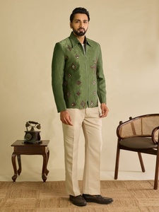 Veste brodée verte pour homme, best-seller, avec pantalon crème, tenue traditionnelle ethnique pour mariage, festival, fête - Product Image 1