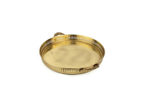 Bandeja Decorativa Redonda de Latón Dorado Antiguo con Borde Metálico Perforado y Asas Ornamentales para Decoración de Hogar de Lujo y Exhibición en Mesa - Product Image 2