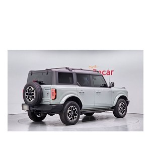 Ford Bronco Outer Banks 2023, 2.7, 32,257 km, Caja de Cambios Automática, Asientos de Cuero, Cámara Trasera, Volante a la Izquierda - Product Image 2