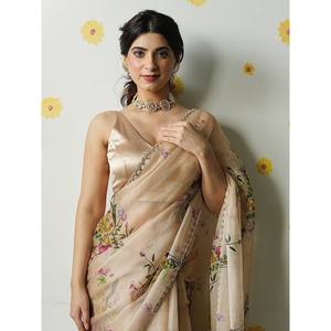 Nueva Colección de Elegantes y Ecológicos Saris de Chifón con Diseños Florales Hechos a Mano por Nice Creation para Mujer - Product Image 3